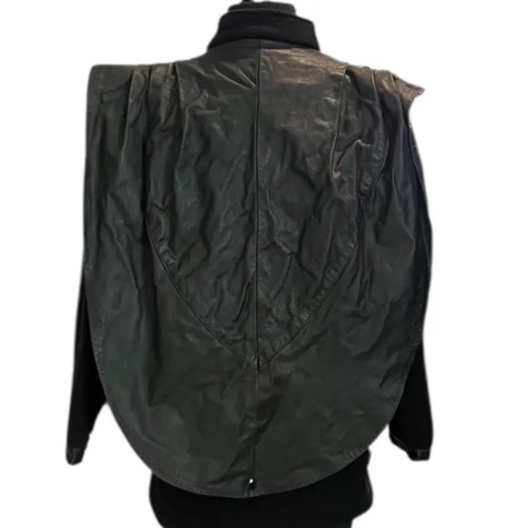 Vintage Outerwear by Phoenix Women's Black Leather Jacket Size 9/10 - Picture 4 of 9